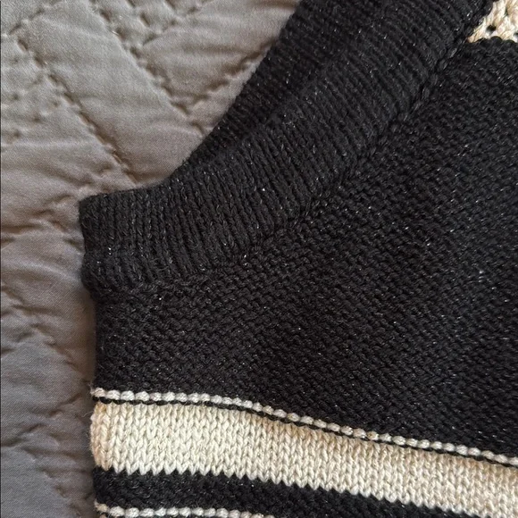 White House Black Market Ribbed Black and Cream Sweater Tank Top - Picture 9 of 12